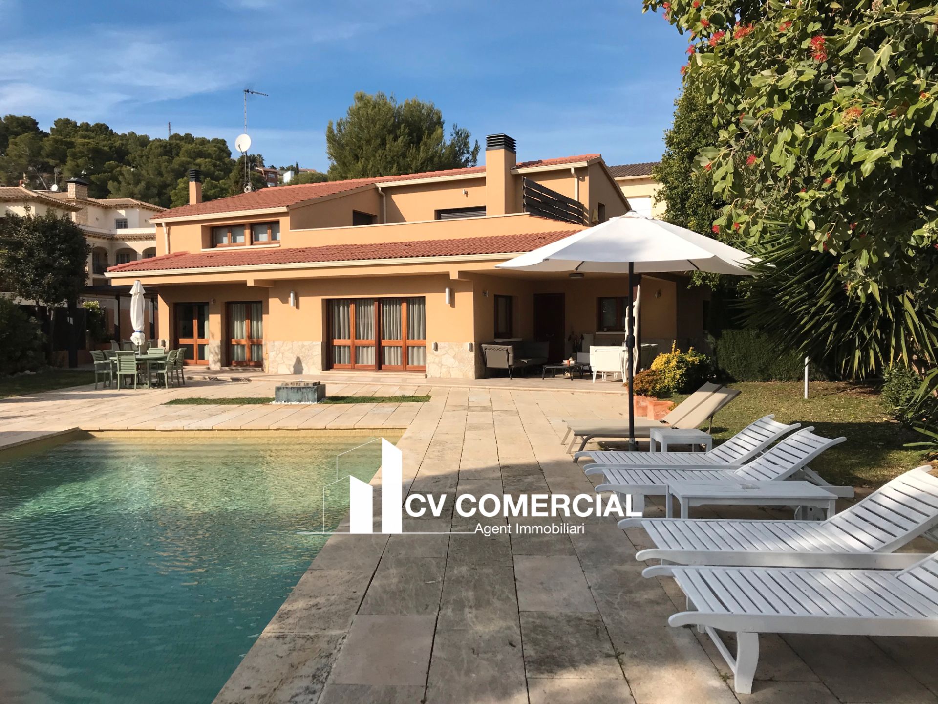 Exterior view of House or chalet for sale in El Vendrell  with Air Conditioner, Heating and Private garden