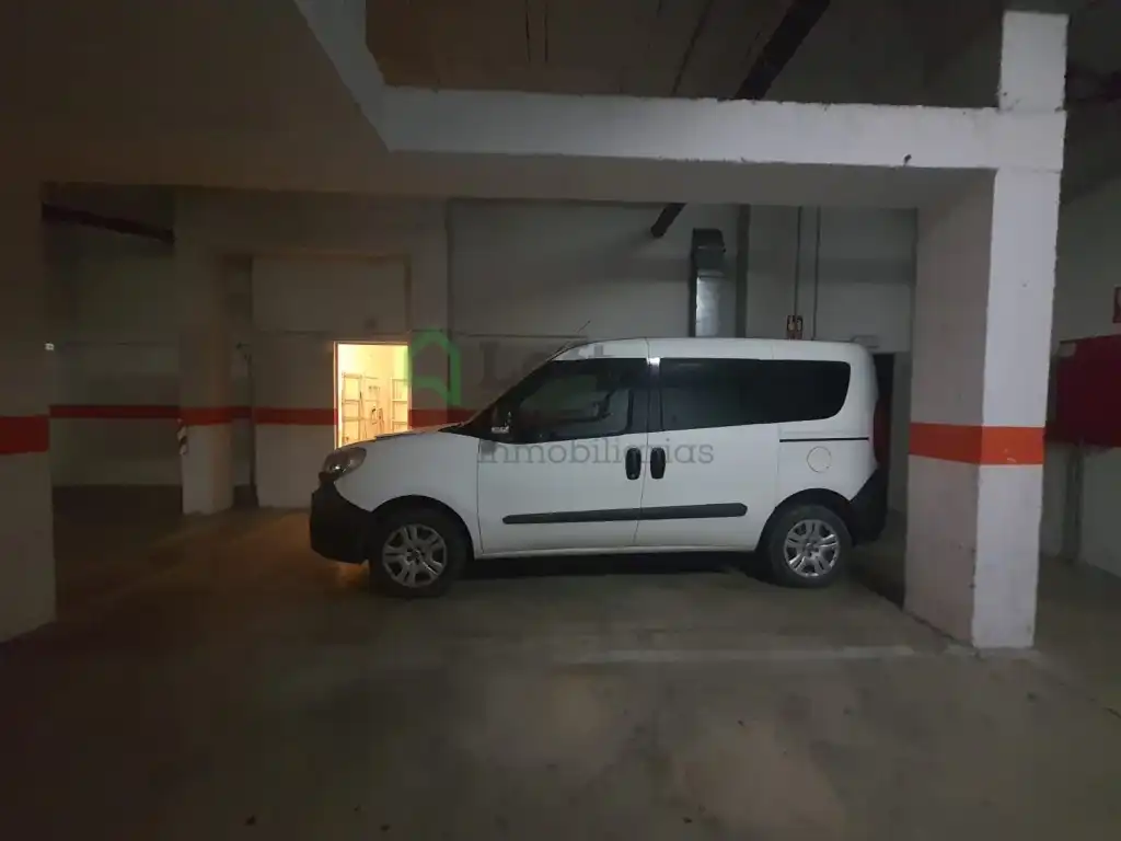 Aparcament de Garatge de lloguer en Badajoz