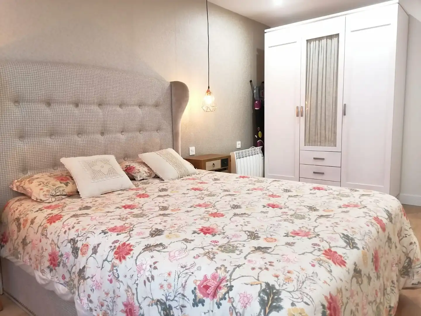 Schlafzimmer von Wohnungen zur Miete in Castro-Urdiales mit Heizung, Terrasse und Möbliert