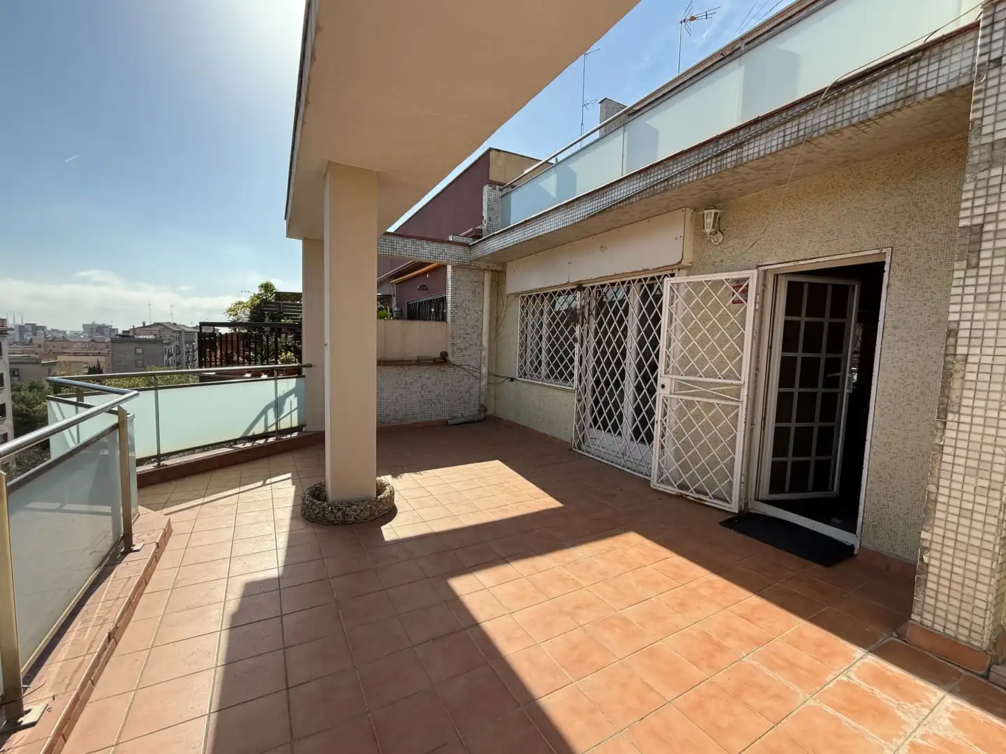 Terrasse von Dachboden zum Verkauf in Barcelona mit Heizung, Terrasse und Balkon