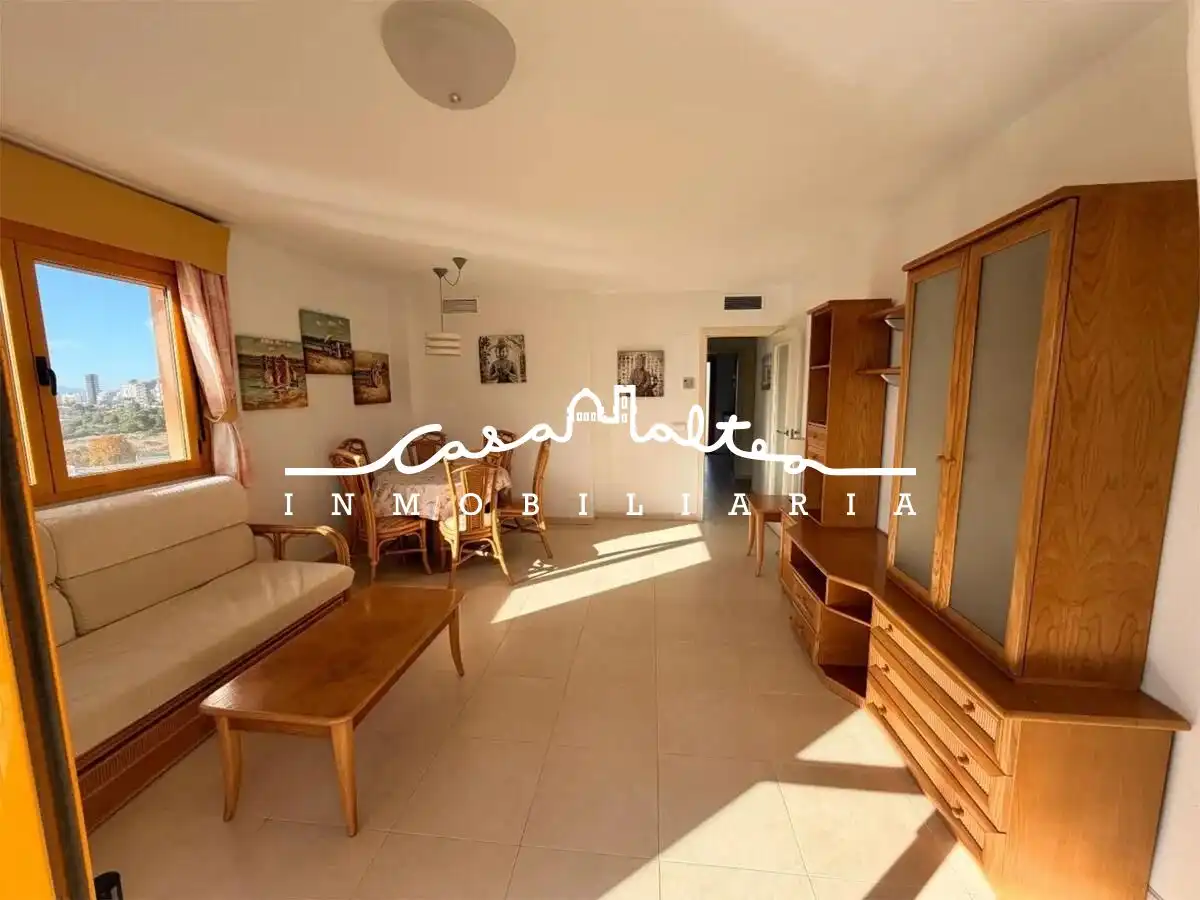 Sala d'estar de Pis en venda en Calpe / Calp amb Aire condicionat, Calefacció i Jardí privat