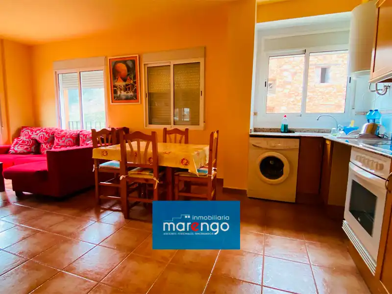 Exterior view of Flat for sale in Cirat  with Oven