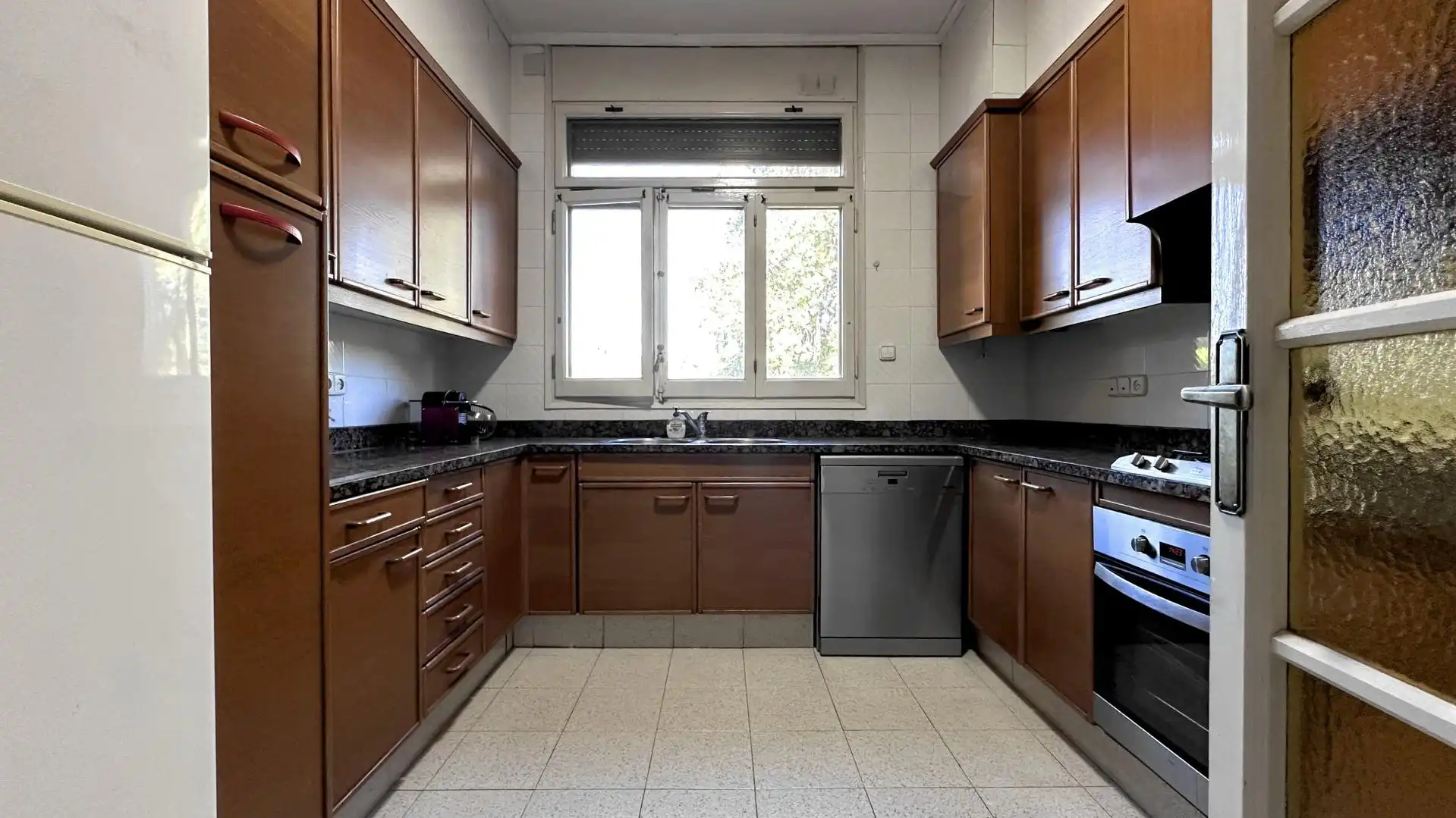 Cocina de Casa o chalet en venta en Terrassa con Aire acondicionado, Calefacción y Jardín privado