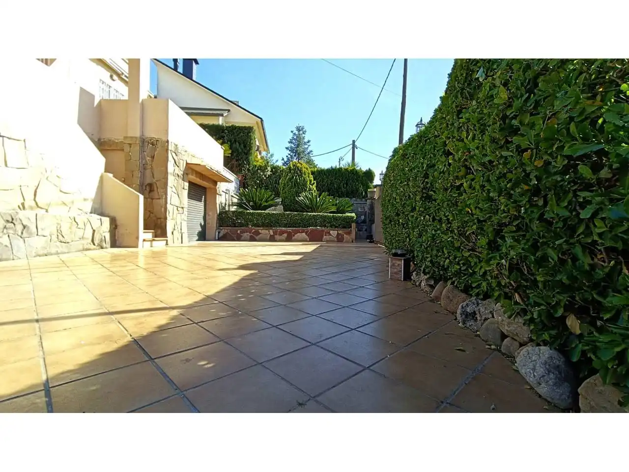 Vista exterior de Casa o xalet en venda en Lliçà d'Amunt amb Aire condicionat, Calefacció i Jardí privat
