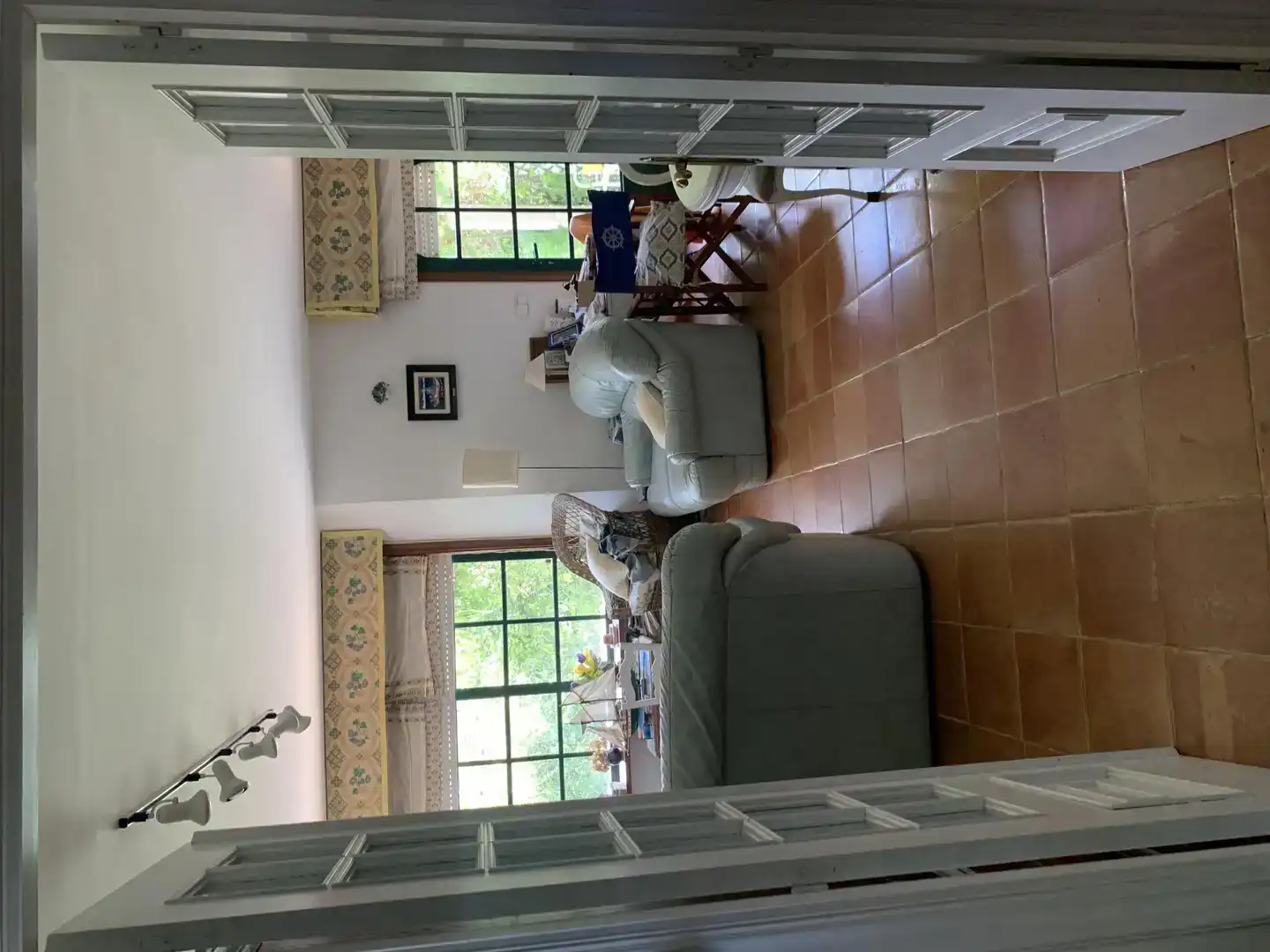 Sala d'estar de Casa o xalet en venda en O Grove   amb Jardí privat, Parquet i Traster