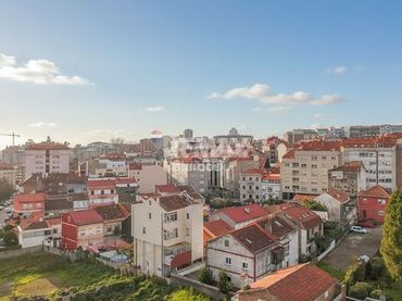 Casa con giardino in vendita a Rúa do Doutor Carracido