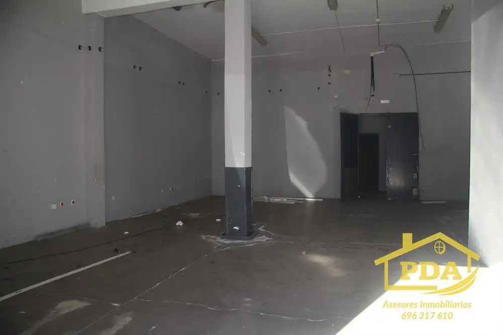 Business premises for sale in Palma del Río, imagen 21