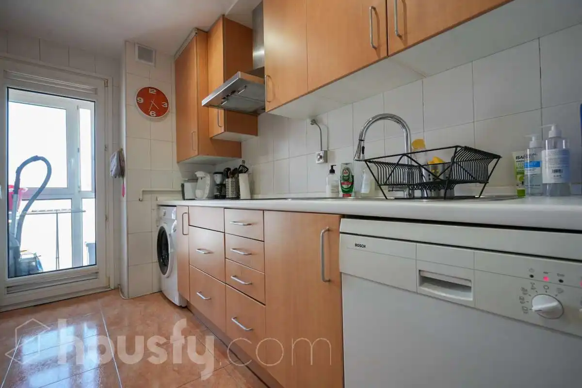 Kitchen of Flat for rent in Madrid  with Air Conditioner, Heating and Furnished