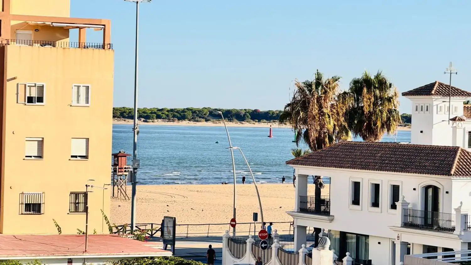 Vista exterior de Pis en venda en Sanlúcar de Barrameda amb Aire condicionat, Calefacció i Terrassa