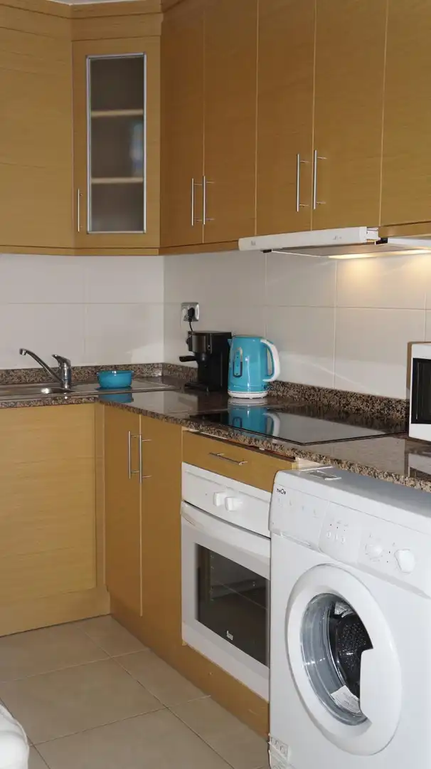 Cuina de Apartament en venda en Alicante / Alacant amb Aire condicionat, Moblat i Balcó