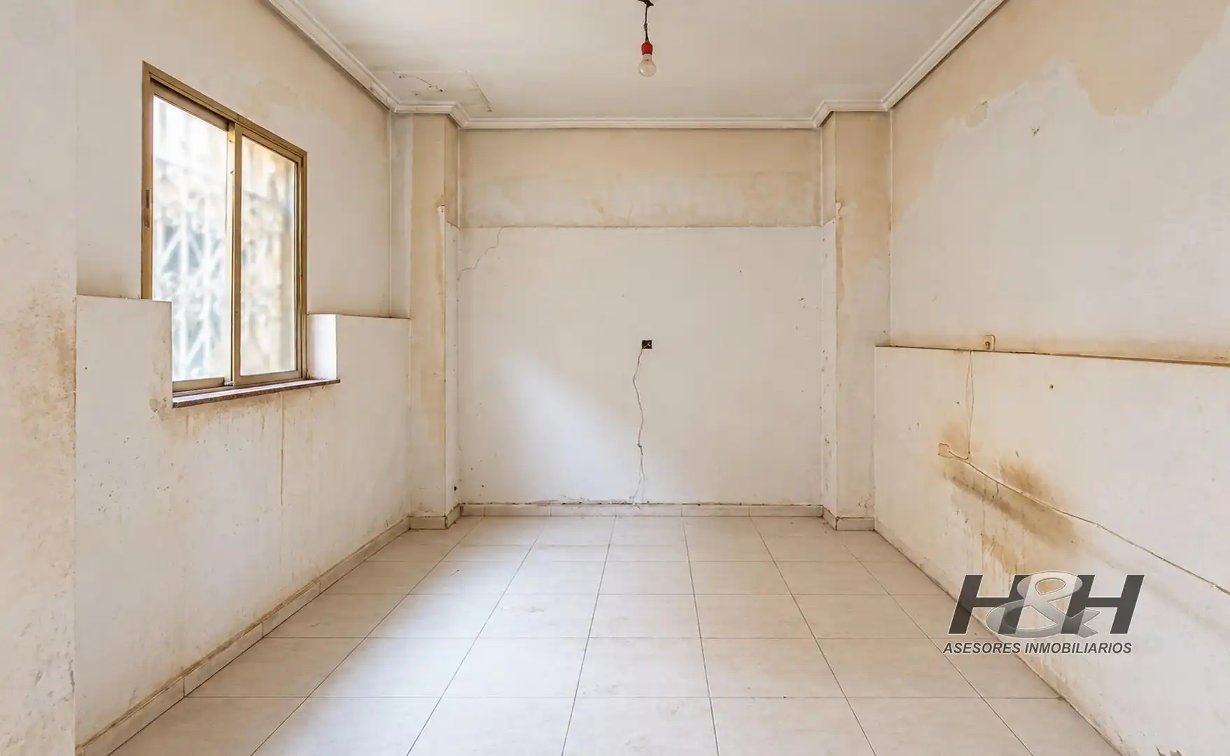 Erdgeschoss zum Verkauf in Valencia, Valencia
