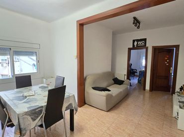 Flat with lift for sale in Calle Diagonal