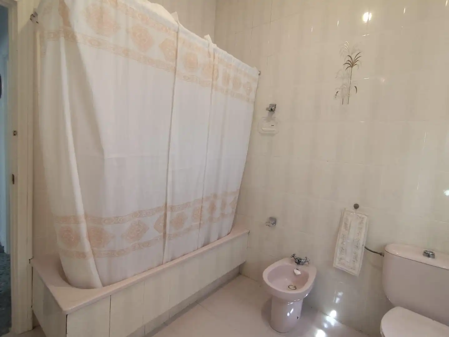 Baño de Casa o chalet en venta en Carrión de los Céspedes con Aire acondicionado, Calefacción y Jardín privado