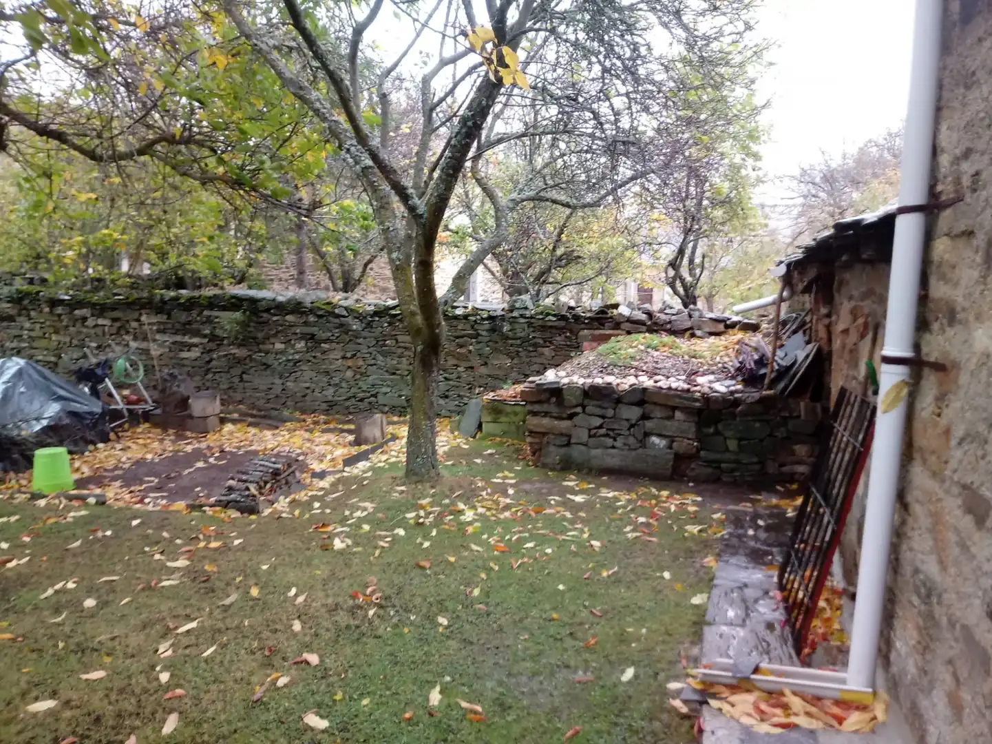 Garden of Detached homes for sale in Santa Colomba de Somoza  with Heating and Furnished