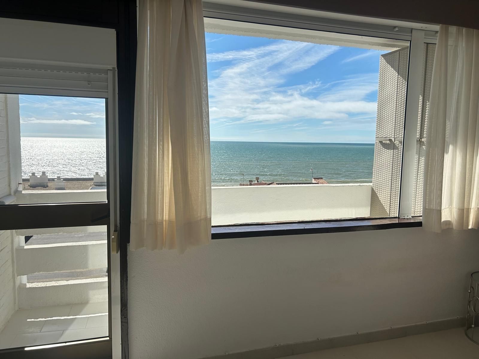 Study to rent in Calle Dehesa de las marismillas (Hotel Flamero), Caño Guerrero  , Matalascañas