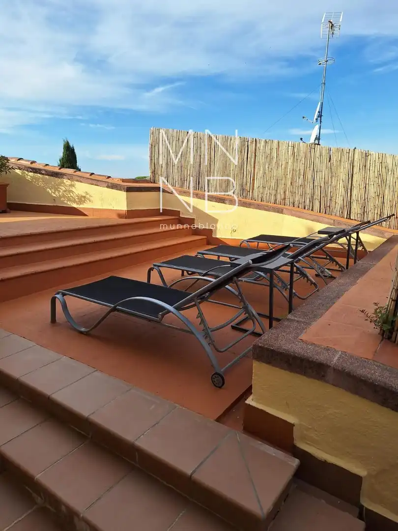 Terrasse von Dachboden zum Verkauf in Sant Vicenç de Montalt mit Klimaanlage, Heizung und Terrasse