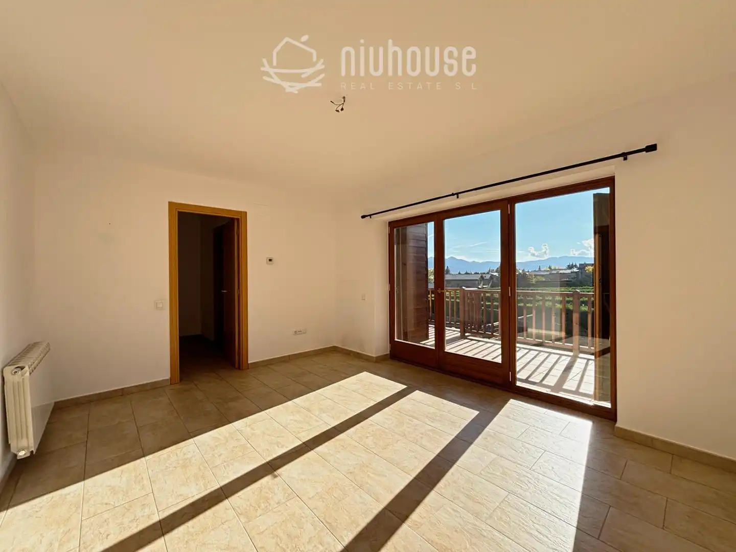 Sala d'estar de Casa adosada en venda en Puigcerdà, Girona