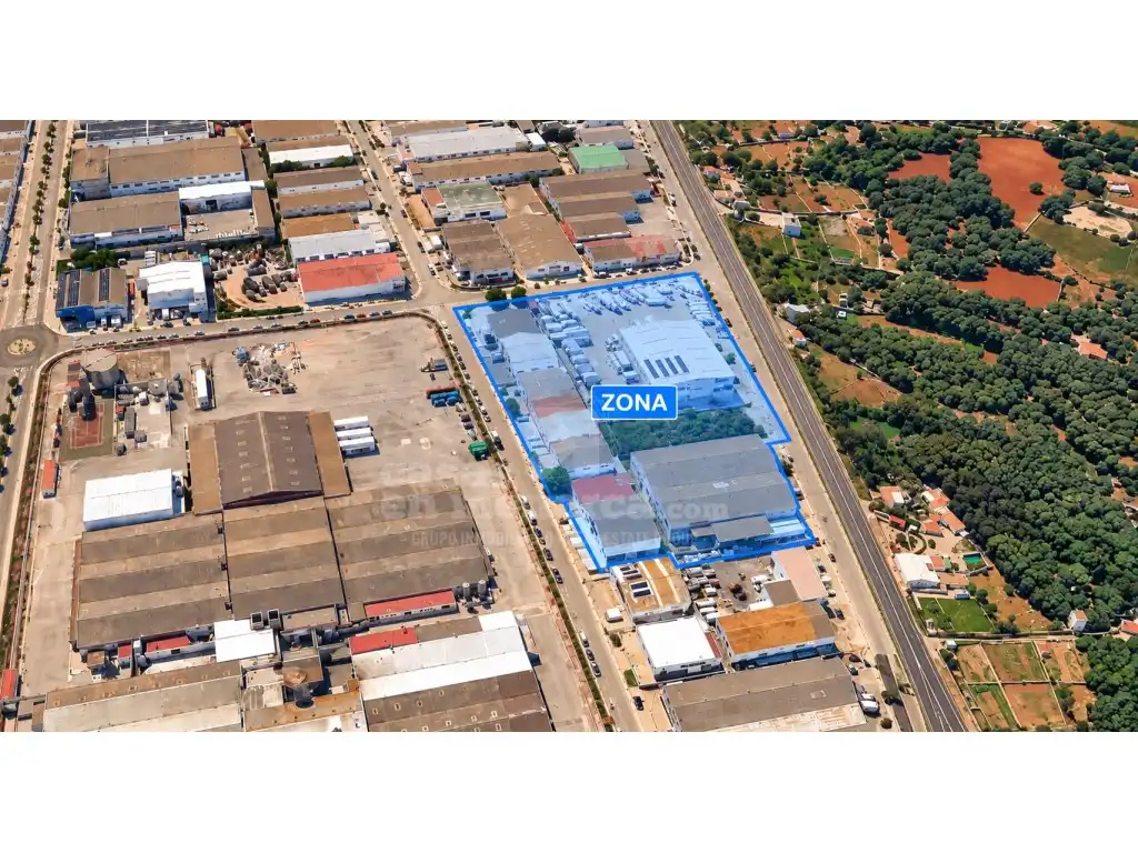 Exterior view of Industrial buildings for sale in Maó ciutat