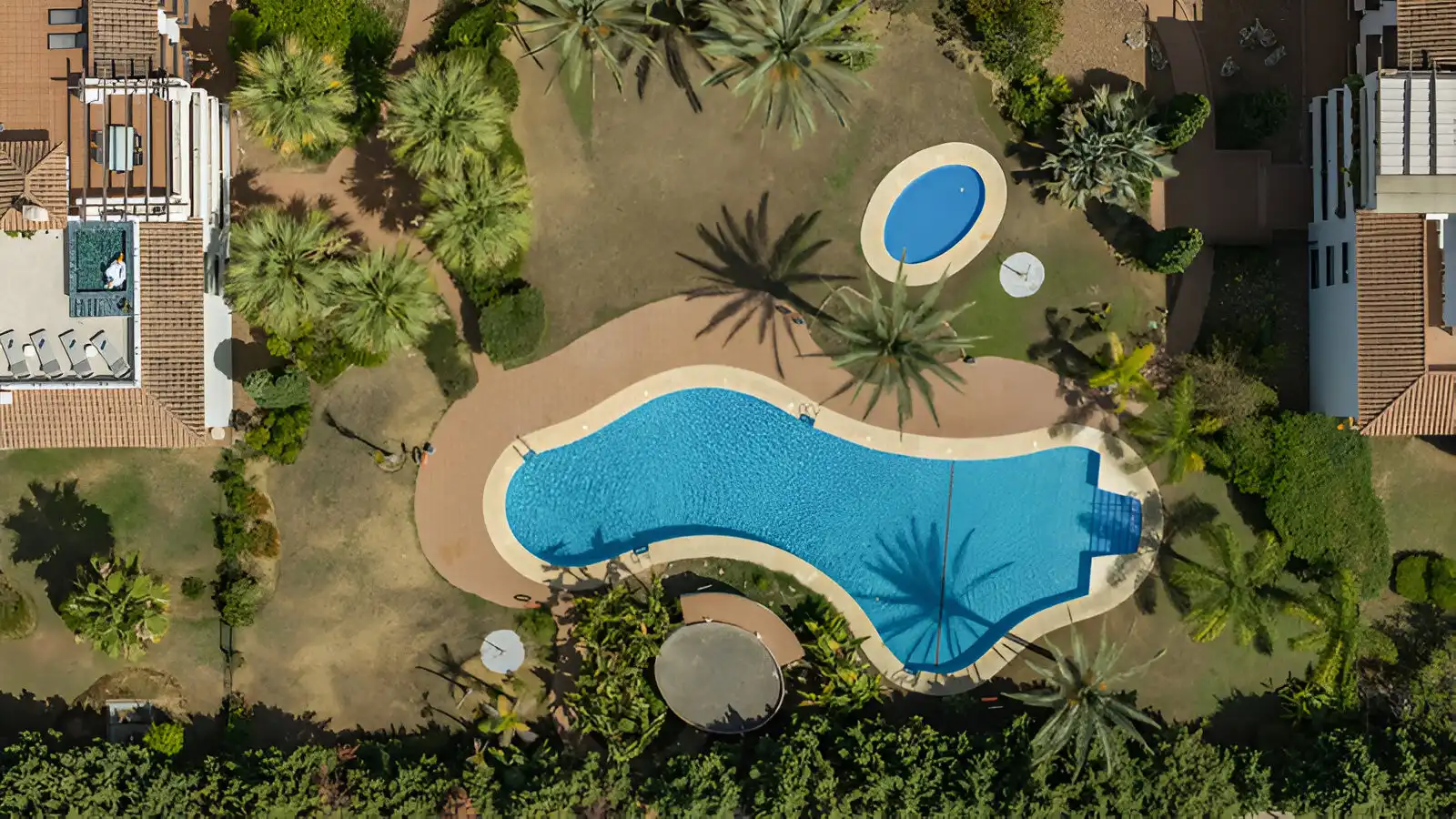 Penthouse with pool for sale in Nueva Andalucía, imagen 26