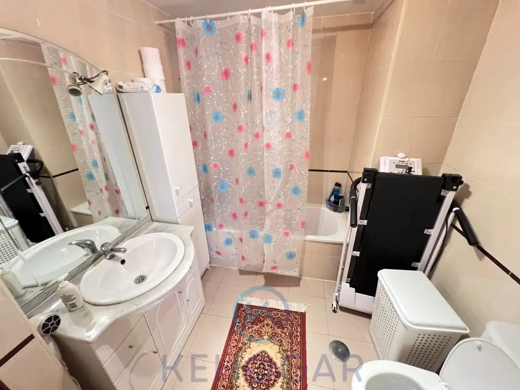 Bathroom of Flat for sale in Dos Hermanas