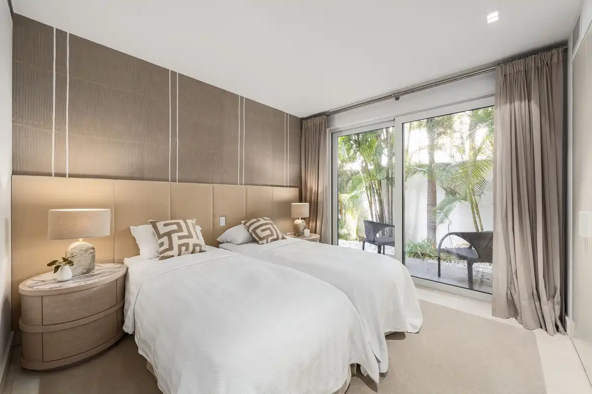 Bedroom of Detached homes for sale in Marbella  with Air Conditioner, Private garden and Terrace