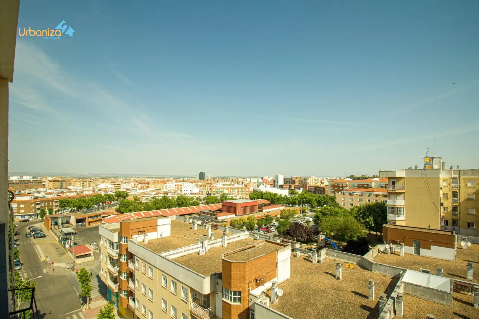 Vista exterior de Pis en venda en Badajoz amb Aire condicionat, Moblat i Balcó