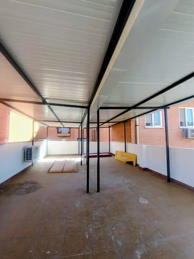 Dúplex en venta en Coslada con Aire acondicionado y Calefacción