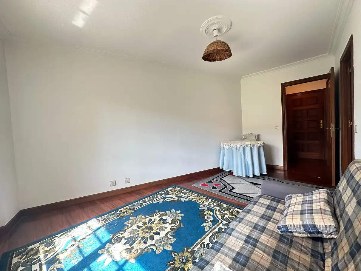 Flat for sale in Santiago de Compostela   with Heating