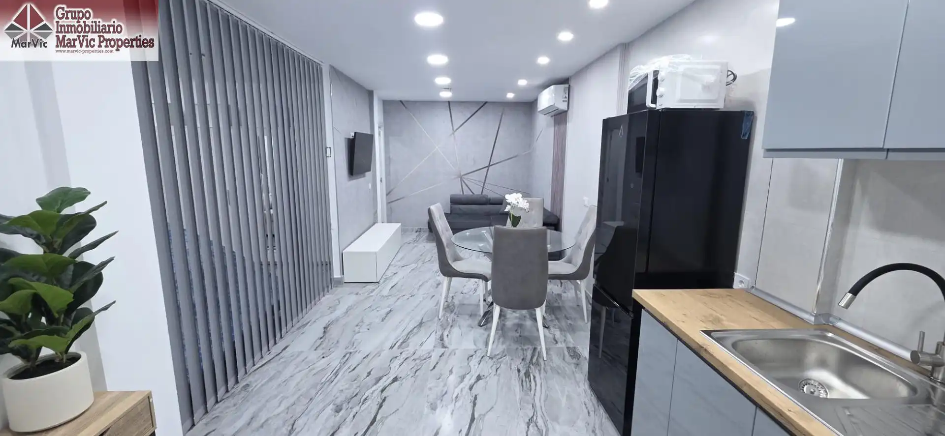 Living room of Ground floor for sale in Benidorm  with Air Conditioner, Furnished and Community pool
