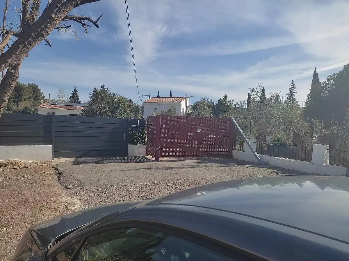 Terreni e lotti in vendita a Urbanización Puente de la Reina 23, imagen 2