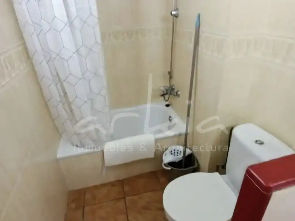 Baño de Apartamento en venta en Valencia