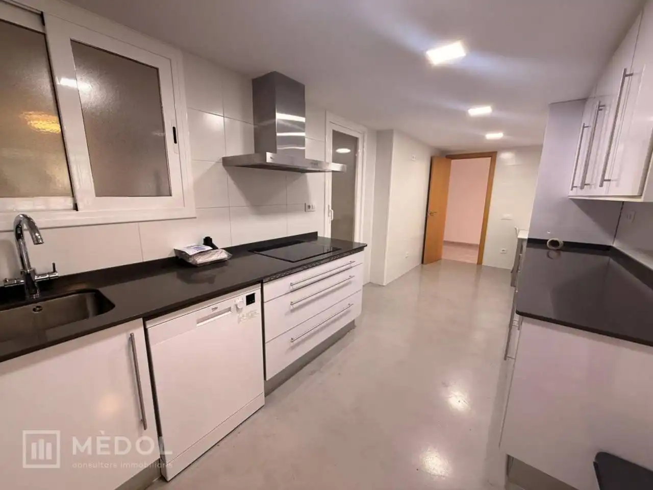 Kitchen of Flat for rent in Tarragona  with Heating, Storage room and Furnished