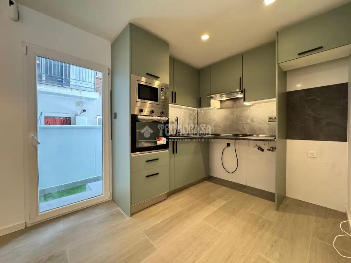 Kitchen of Flat for sale in Alcobendas  with Air Conditioner and Heating