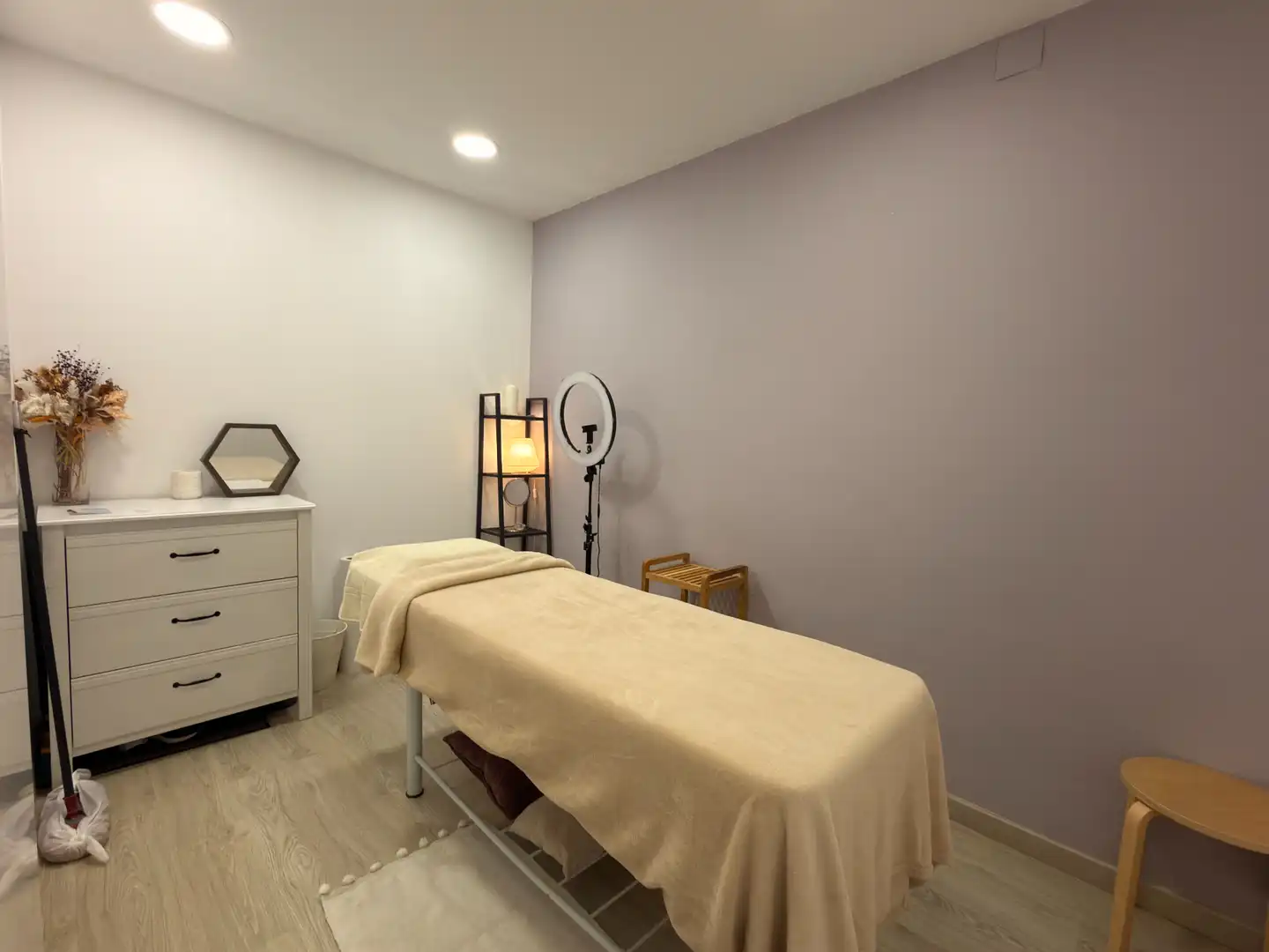Habitación de Local en traspaso en Barcelona con Aire acondicionado, Calefacción y Amueblado