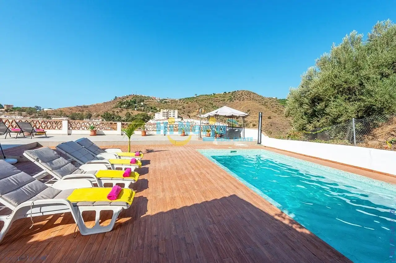 Maison avec piscine à vendre à Torrox Pueblo