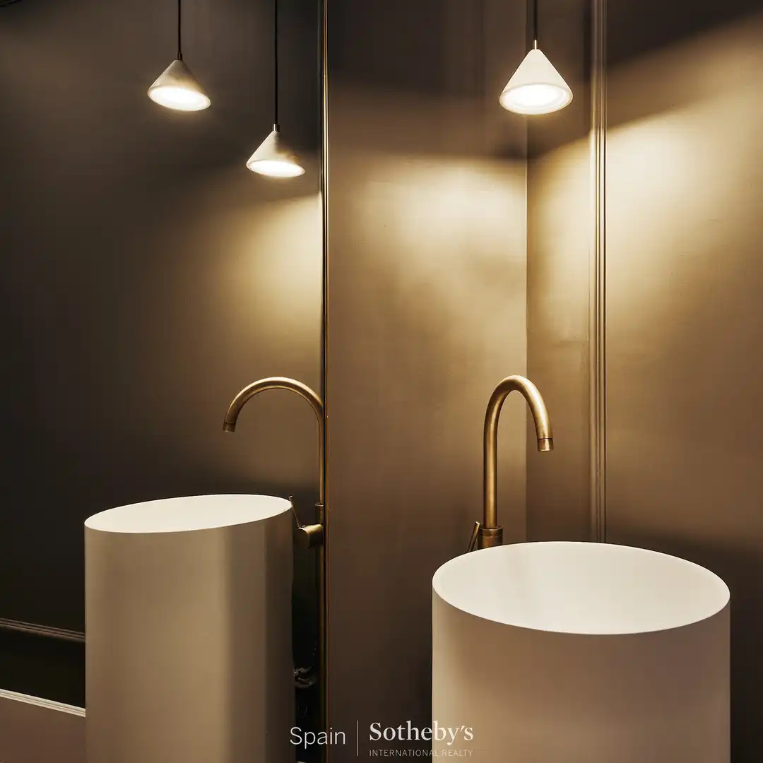 Bathroom of Apartments for sale in Madrid  with Air Conditioner, Heating and Terrace