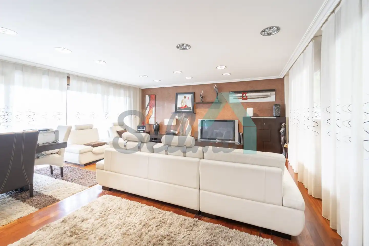 Sala de estar de Casa o chalet en venta en Oviedo  con Calefacción, Jardín privado y Parquet