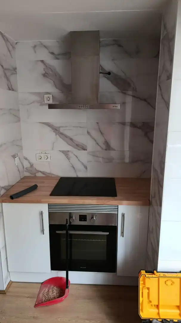 Cuina de Pis en venda en Avilés amb Parquet, Terrassa i Forn