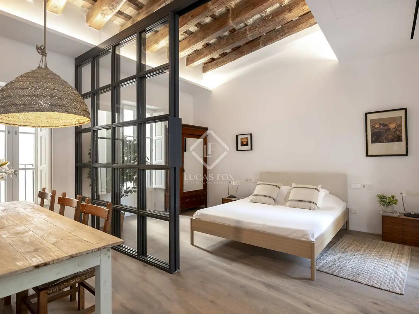 Schlafzimmer von Wohnung zum Verkauf in Barcelona mit Klimaanlage, Heizung und Parkett