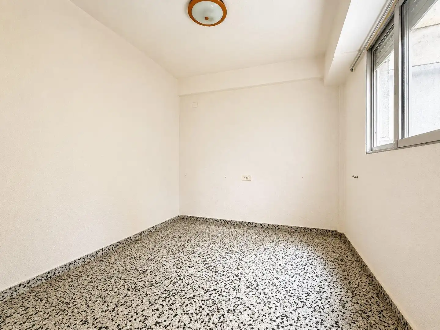 Piso en venta en Meliana con Terraza, Trastero y Balcón
