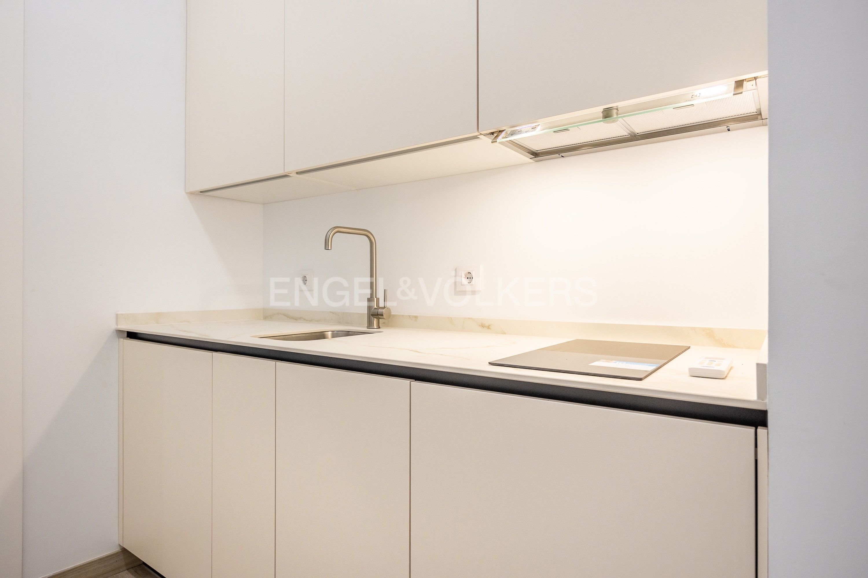 Cuina de Apartament en venda en  Sevilla Capital amb Aire condicionat i Calefacció