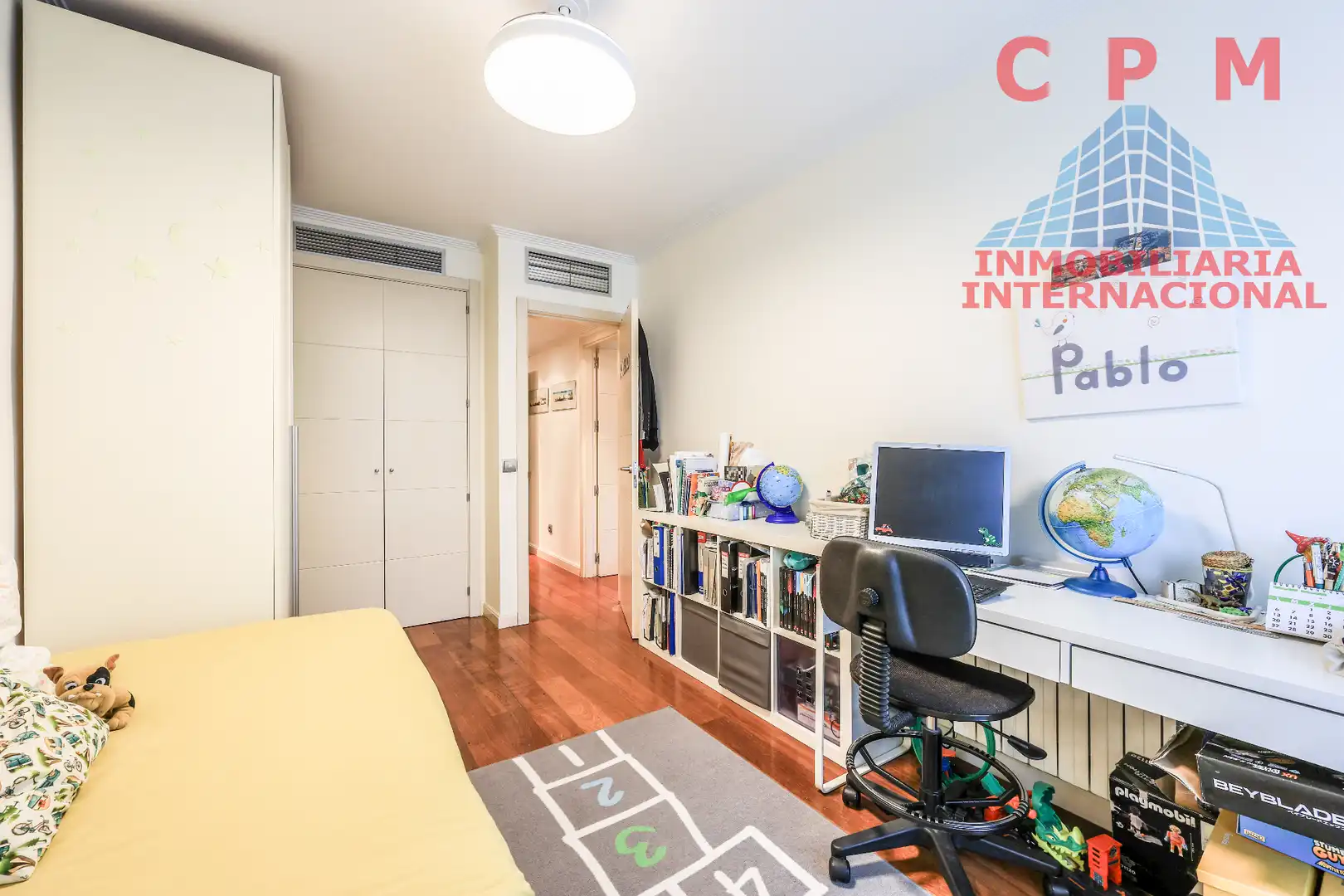 Schlafzimmer von Wohnung zur Miete in Madrid mit Klimaanlage, Heizung und Parkett