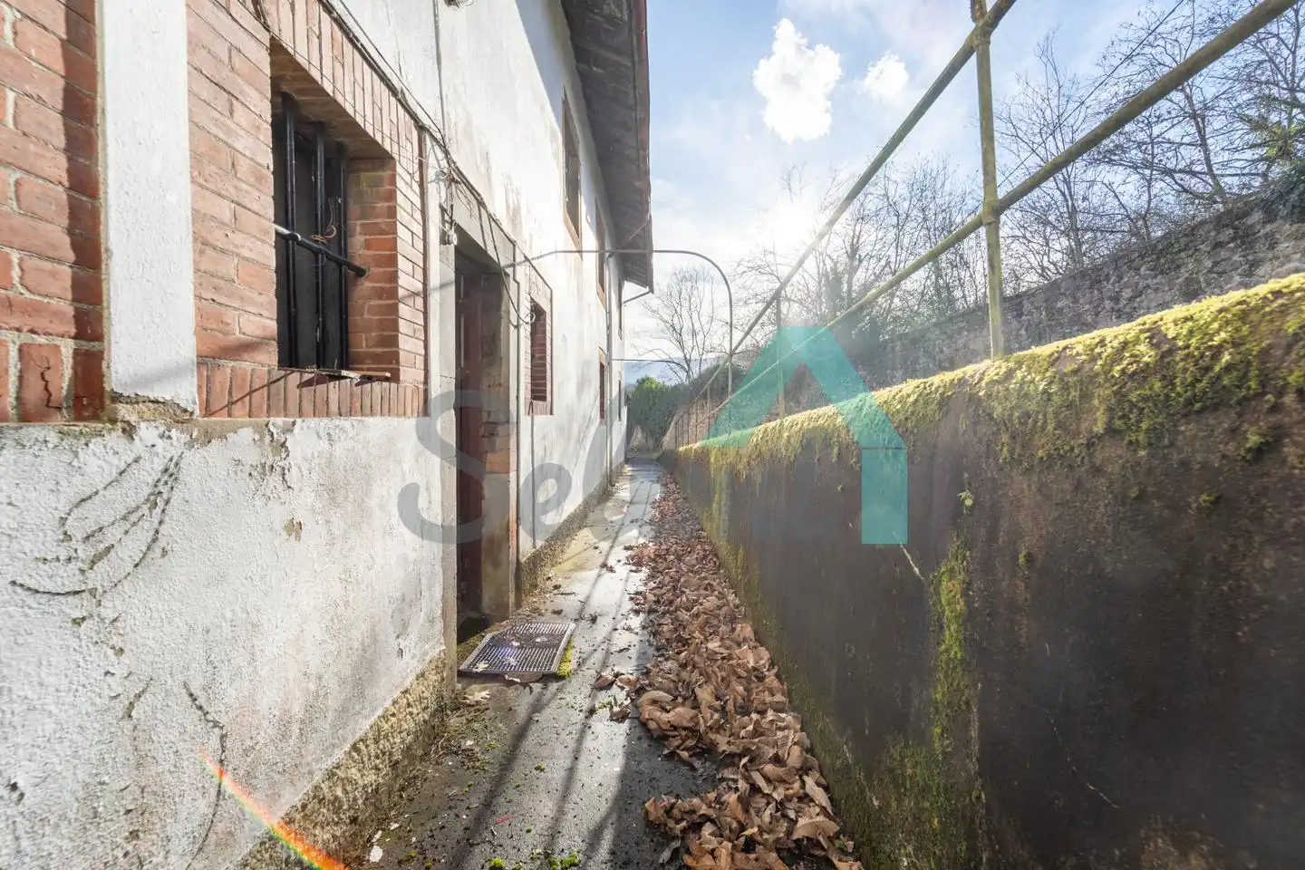 Vista exterior de Casa o chalet en venta en Oviedo  con Jardín privado y Balcón