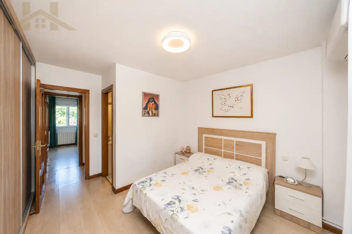 Bedroom of Flat for sale in Collado Villalba  with Air Conditioner, Heating and Terrace