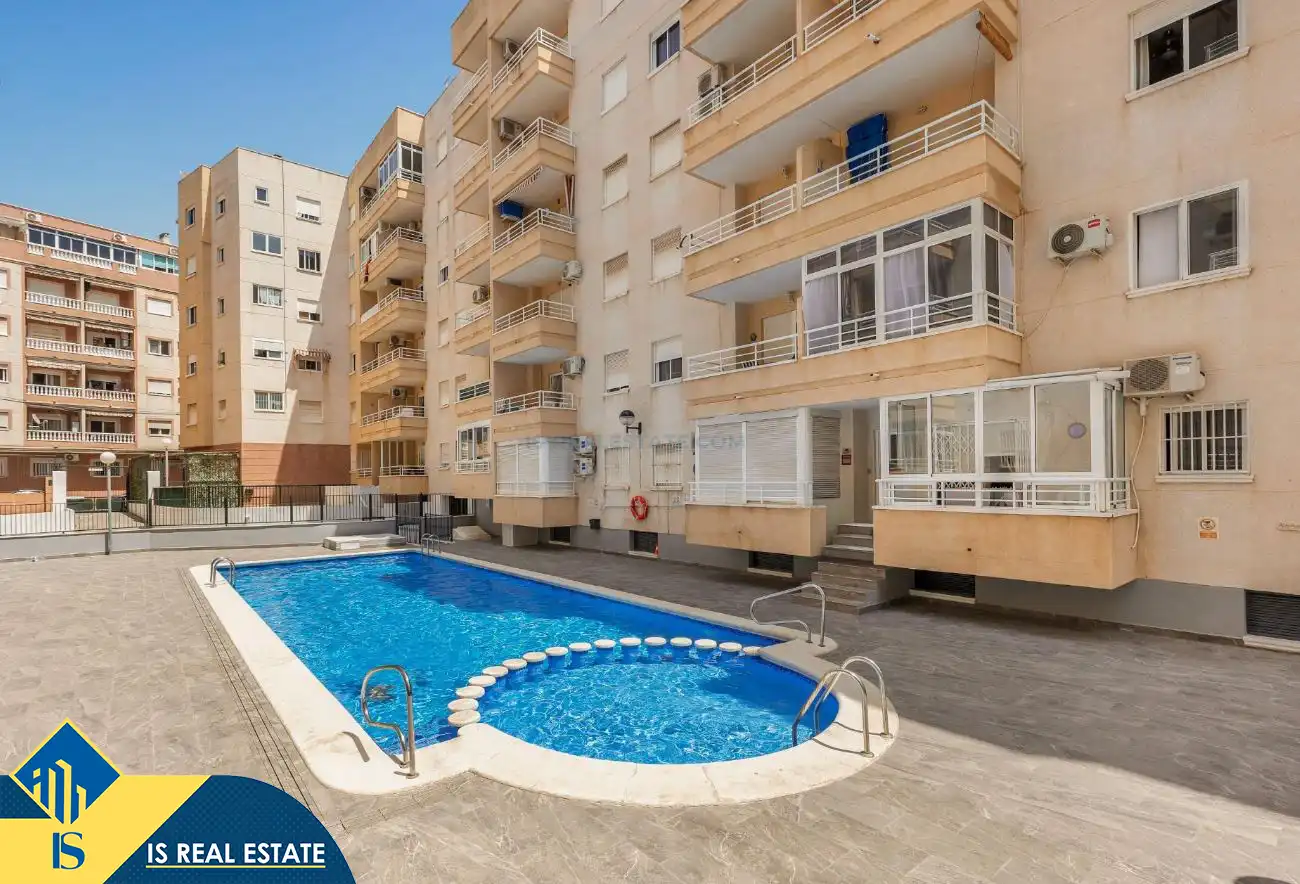 Apartament amb piscina en venda a Centro