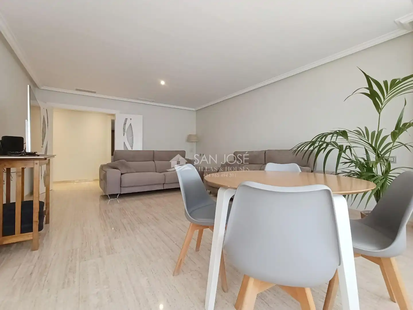 Sala de estar de Ático en venta en Novelda con Aire acondicionado, Calefacción y Balcón