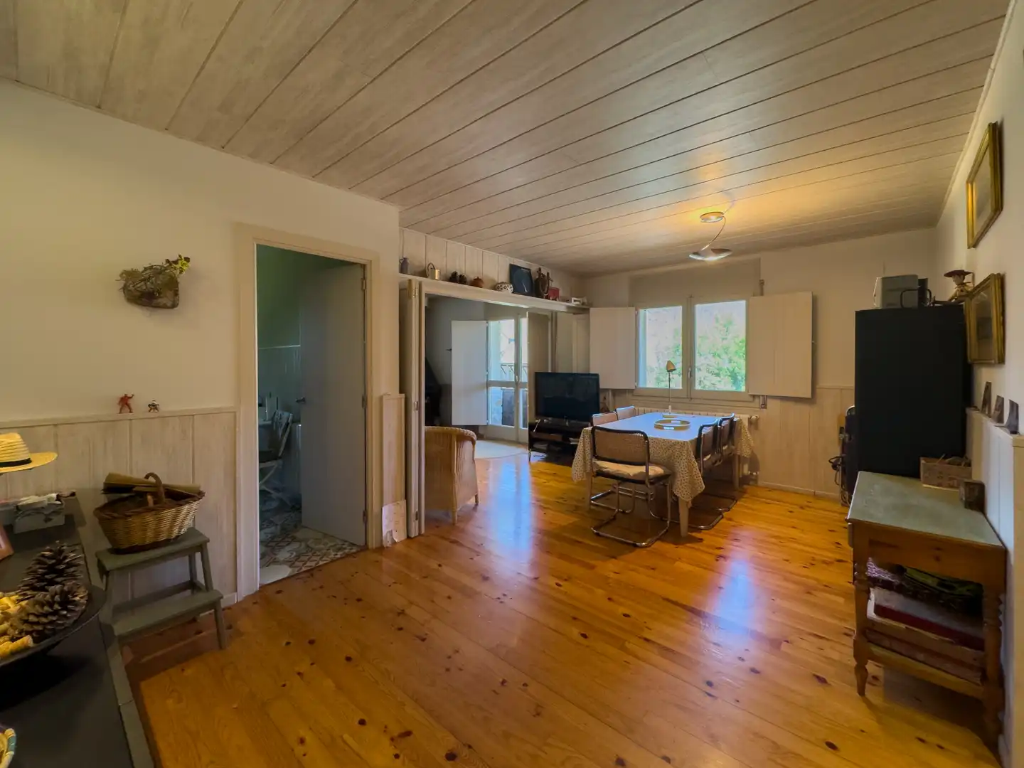 Wohnzimmer von Erdgeschoss zum Verkauf in Bellver de Cerdanya mit Heizung, Parkett und Balkon