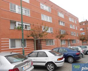 Exterior view of Flat for sale in Valladolid Capital  with Balcony