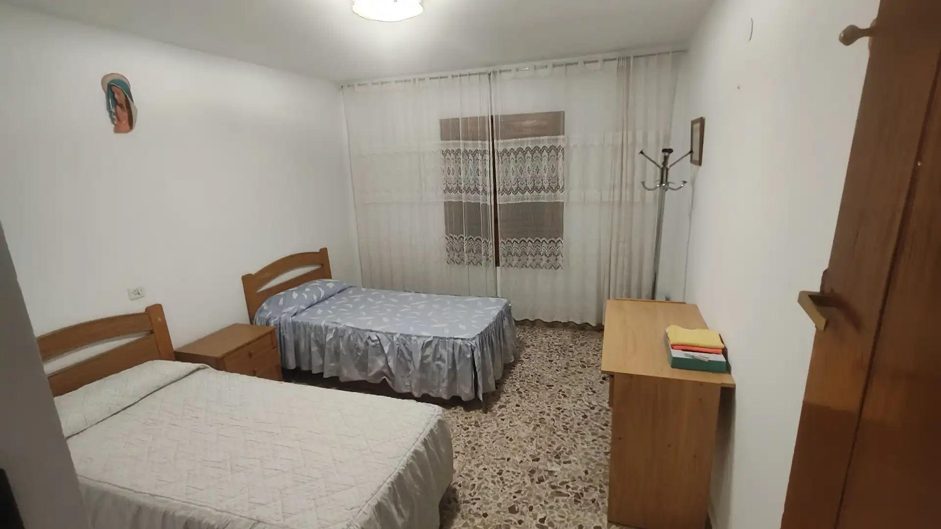 Dormitori de Casa o xalet en venda en Baza amb Moblat