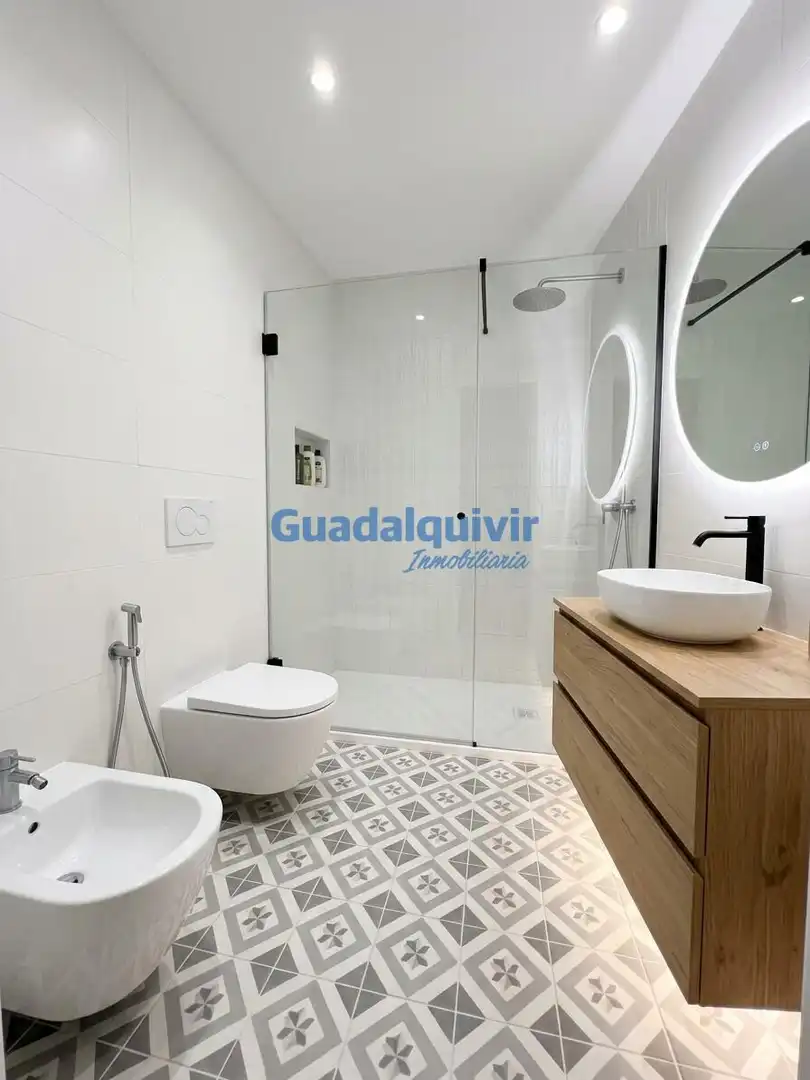 Bany de Casa o xalet en venda en Nervión